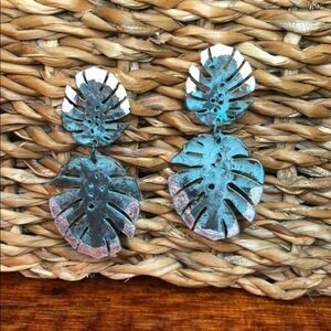Artistic Palm Leaf Earrings Silver/Turquoi…